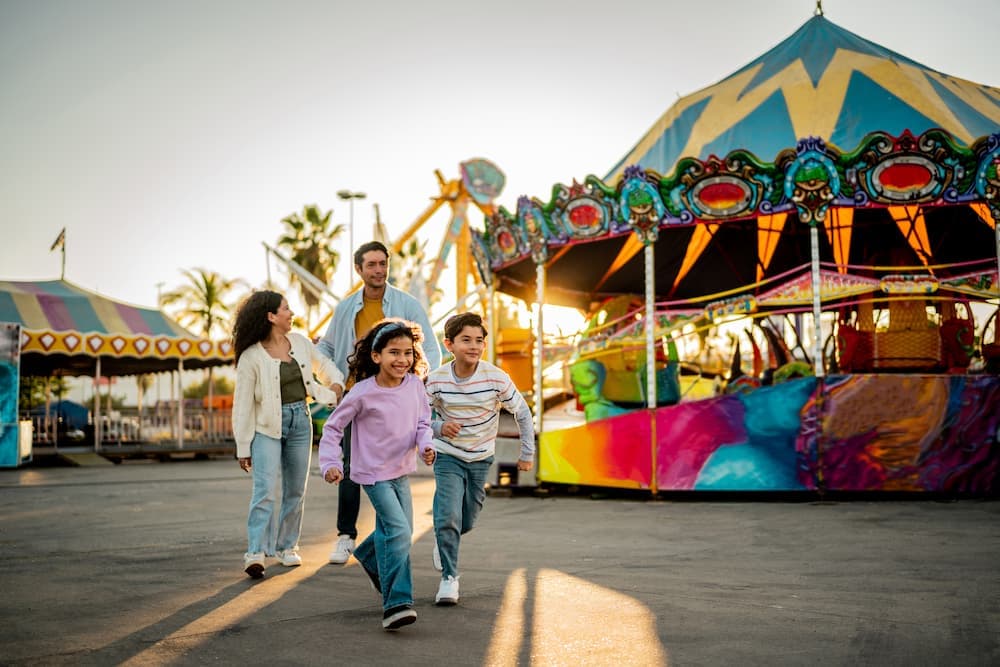 Attractions & entertainment